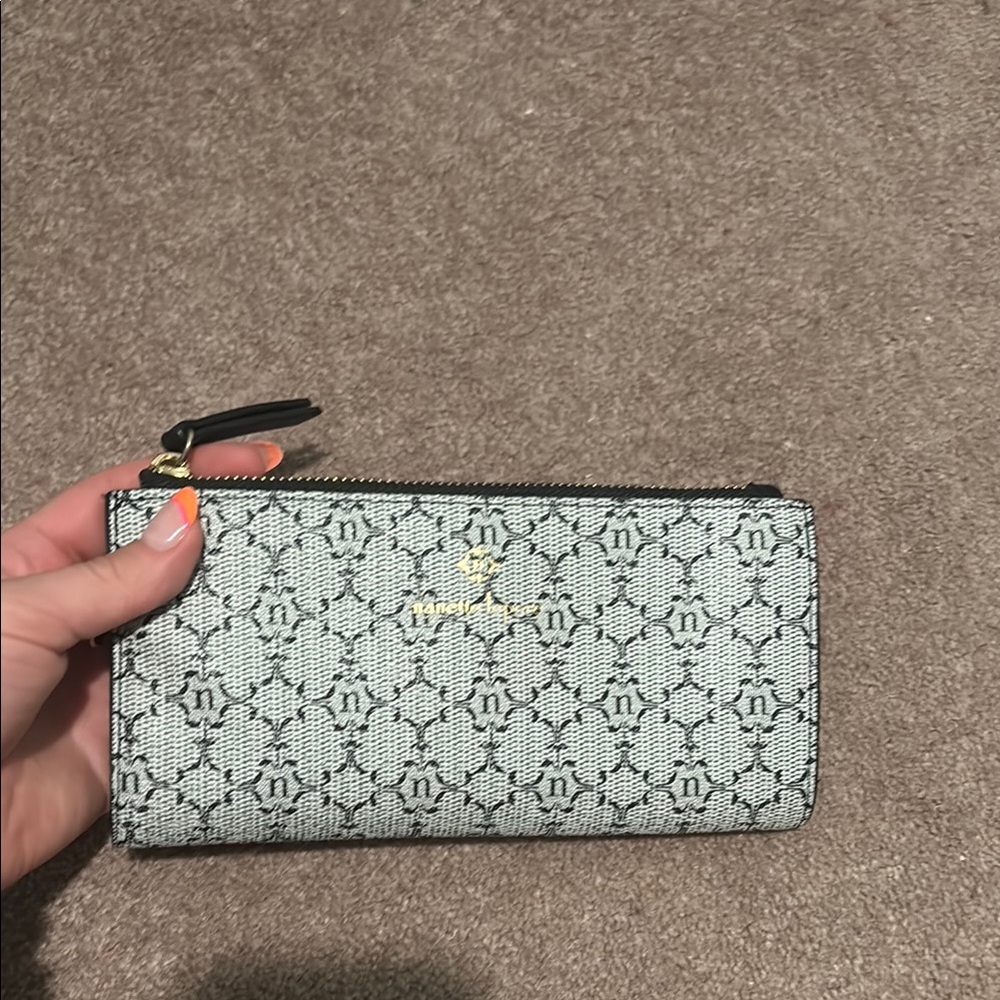 Michael Kors Black and White Women's Wallet